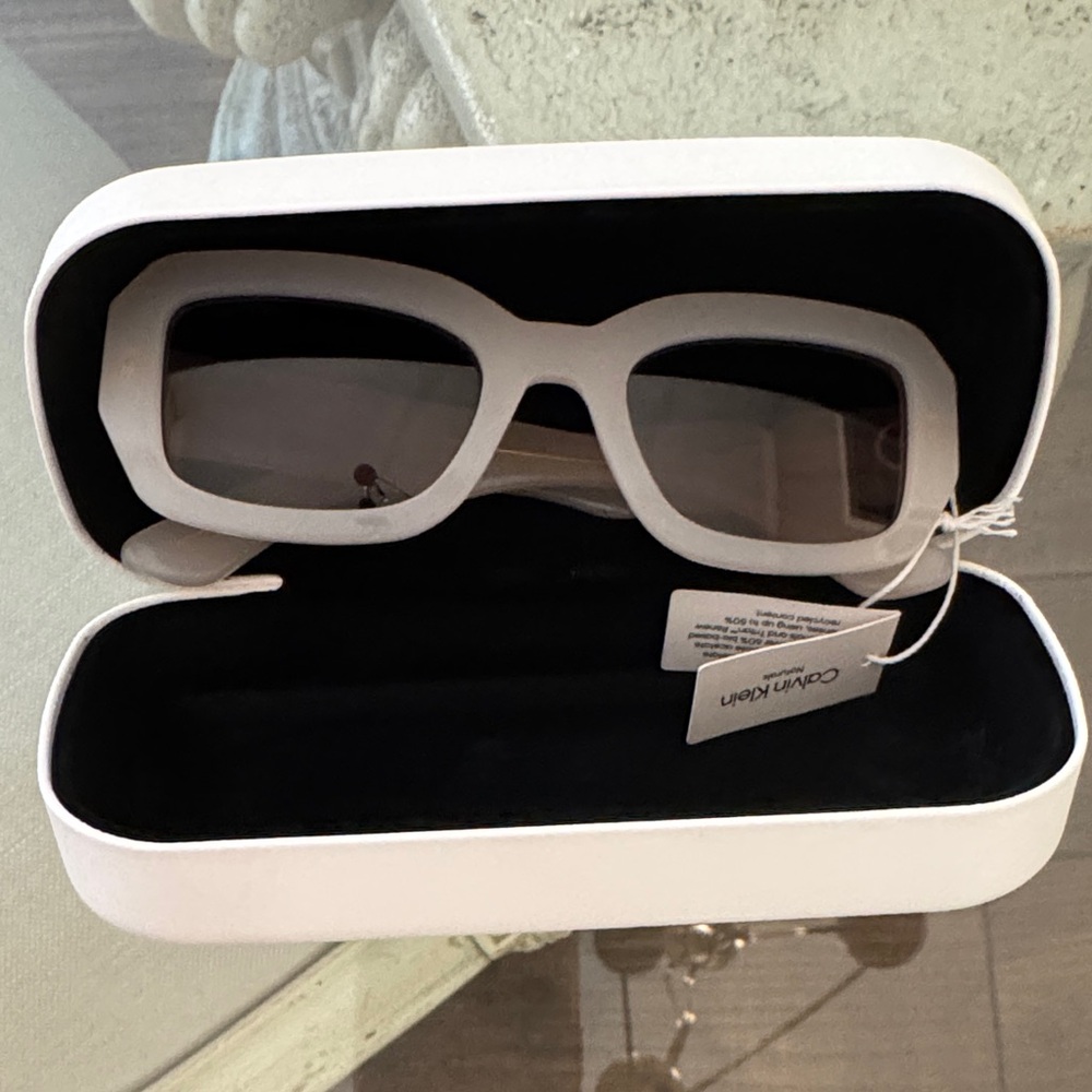 Calvin Klein White Rectangular Glasses - image 1